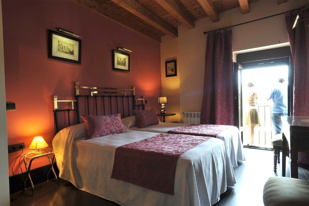 Hotel-Hospederia Los Templarios Sepúlveda Chambre photo